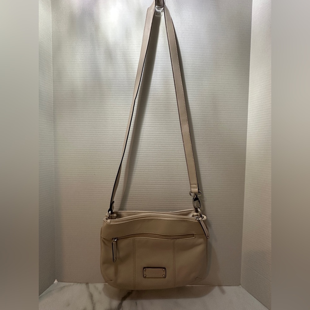 Tignanello Cream Leather Handbag - shoulder or crossbody - Picture 4 of 9